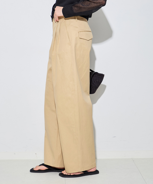 journal standard L'essage(ジャーナルスタンダードレサージュ)の「ドライギャバ チノパンツ(チノパンツ・レディース・ベージュ/ホワイト・34/36/38/40)」の13枚目の写真