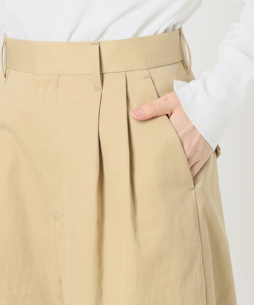 journal standard L'essage(ジャーナルスタンダードレサージュ)の「ドライギャバ チノパンツ(チノパンツ・レディース・ベージュ/ホワイト・34/36/38/40)」の21枚目の写真