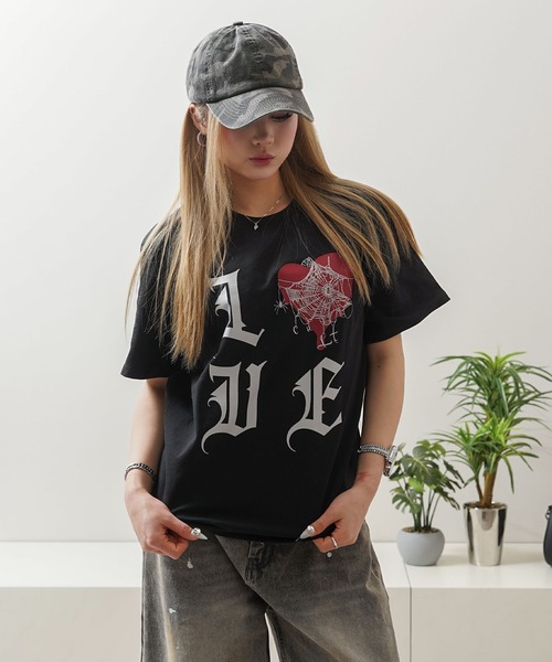 1111clothing(ワンフォークロージング)の「ハートスパイダー Tシャツ / Heart Spider T-shirt(Tシャツ/カットソー・メンズ・ホワイト/ブラック/ピンク・XL/L/M)」の13枚目の写真