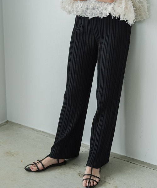 mili an deni(ミリアンデニ)の「セルフカットプリーツパンツ(その他パンツ・レディース・アッシュグレー/チャコールグレー/ブラック・M)」の10枚目の写真