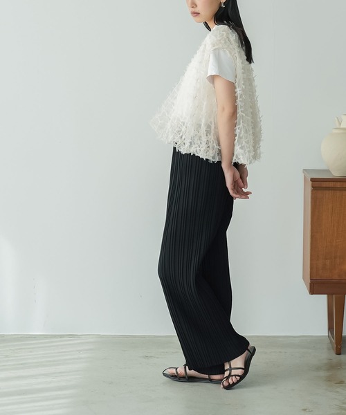 mili an deni(ミリアンデニ)の「セルフカットプリーツパンツ(その他パンツ・レディース・アッシュグレー/チャコールグレー/ブラック・M)」の13枚目の写真