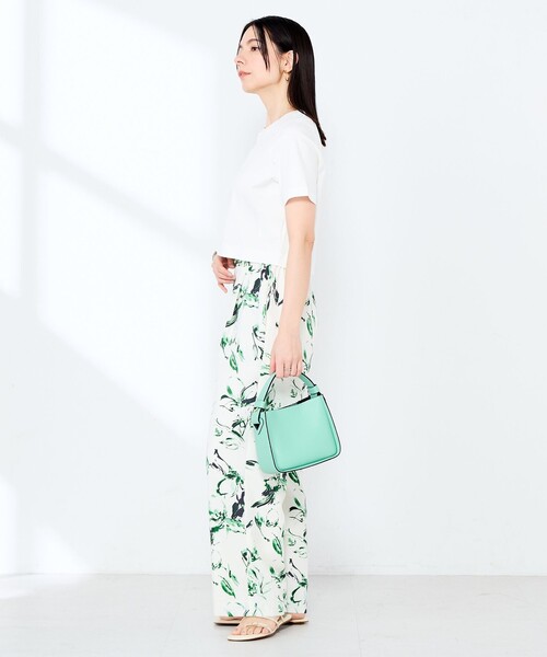 NOLLEY’S Sophi(ノーリーズソフィ)の「ウォッシャブルフラワープリントイージーパンツ(その他パンツ・レディース・ホワイト系その他4・38/36/34)」の5枚目の写真