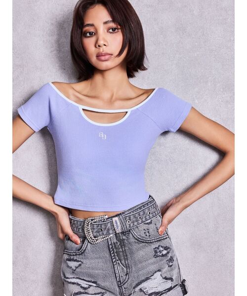 GYDA(ジェイダ)の「フロントOPENテレコショートトップス(Tシャツ/カットソー・レディース・その他1/パープル/ブラック/オフホワイト・FREE)」の4枚目の写真