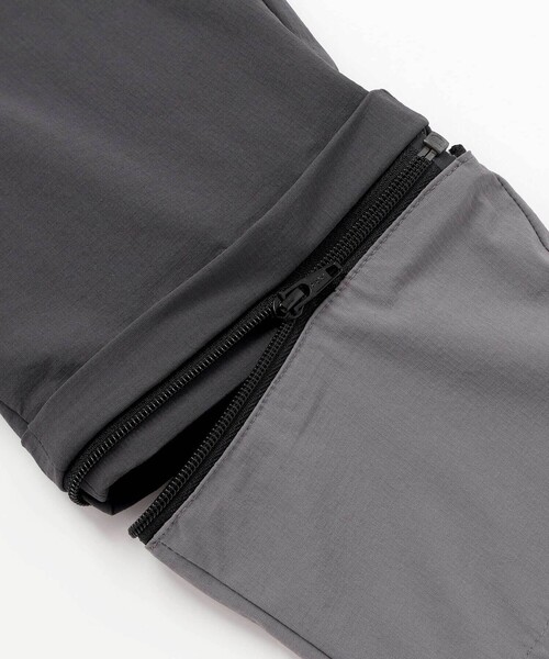 BeBe（ベベ）の「リップストップストレッチ配色コンバーチブルパンツ(90~160cm)（その他パンツ・キッズ・ネイビー・140cm/120cm/130cm/150cm）」の9枚目の写真