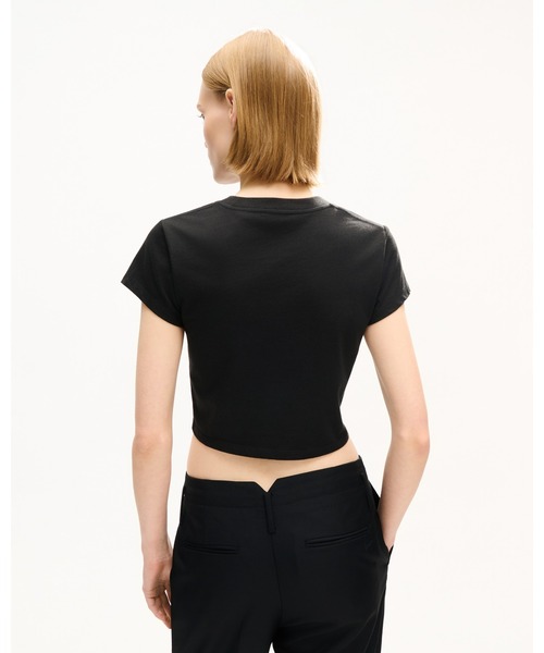 KENZO（ケンゾー）の「'KENZO Signature' エンブロイダリー クロップド Tシャツ イン コットン（Tシャツ/カットソー・レディース・ブラック系その他5・MEDIUM/SMALL/X-SMALL）」の5枚目の写真