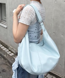 エナメル合皮BIGラウンドショルダーBAG