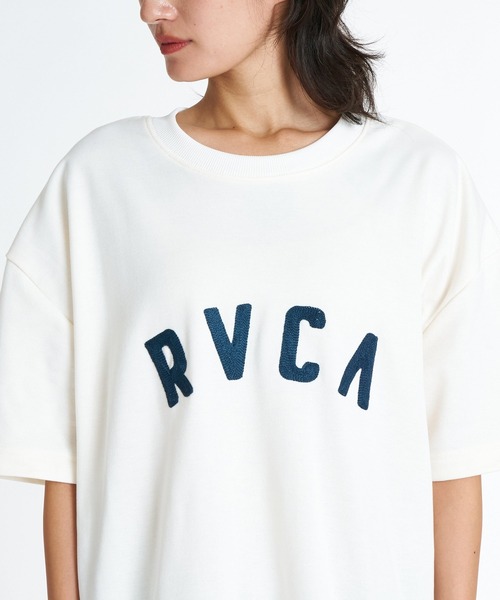 RVCA(ルーカ)の「RVCA ウィメンズ RVCA LOGO DOLMAN 半袖シャツ 【2026年夏モデル】(シャツ/ブラウス・レディース・アイボリー/ネイビー/ブラック・SMALL/MEDIUM)」の2枚目の写真