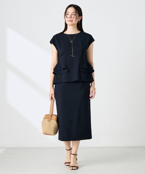 NOLLEY’S(ノーリーズ)の「ウォッシャブル麻調ペプラムブラウス(シャツ/ブラウス・レディース・ネイビー/ベージュ・36/38)」の17枚目の写真