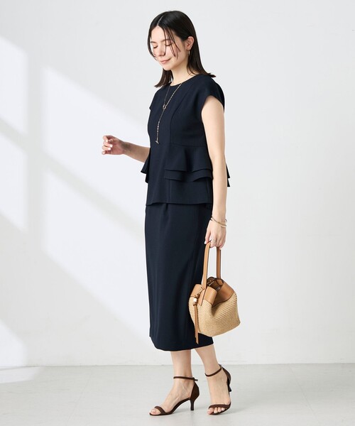 NOLLEY’S(ノーリーズ)の「ウォッシャブル麻調ペプラムブラウス(シャツ/ブラウス・レディース・ネイビー/ベージュ・36/38)」の19枚目の写真