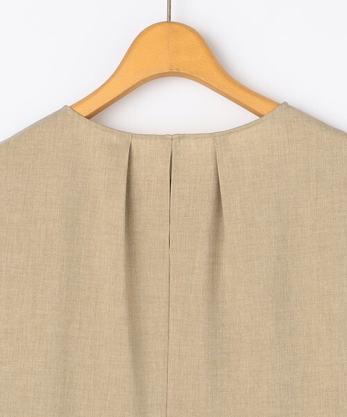 NOLLEY’S(ノーリーズ)の「ウォッシャブル麻調ペプラムブラウス(シャツ/ブラウス・レディース・ネイビー/ベージュ・36/38)」の19枚目の写真