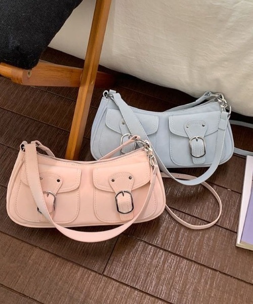 LETee(レティー)の「コンパクトなのに高見え◎洗練デザインのミニショルダーバッグ(ショルダーバッグ・レディース・ブラウン/ホワイト/ブラック/ブルー/ピンク・FREE)」の13枚目の写真