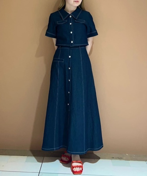 REDYAZEL(レディアゼル)の「ステッチバイカラーデニムブラウス×フレアロングスカート(セットアップ・レディース・ネイビー/サックスブルー/ブラック・FREE)」の19枚目の写真