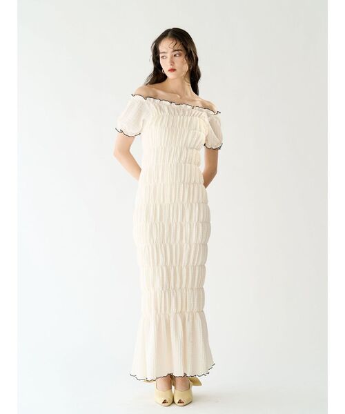 LAGUNAMOON(ラグナムーン)の「シャーリングカット3WAYワンピース 【夏服】(ワンピース・レディース・ブラック/アイボリー・MEDIUM/SMALL)」の19枚目の写真