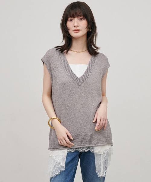 LARUTA（ラルータ）の「【LARUTA】［WEB限定］ドライタッチシアーVネックノースリ（ベスト・レディース・アイボリー/グレイッシュベージュ/ブラック/グレー・FREE）」の16枚目の写真