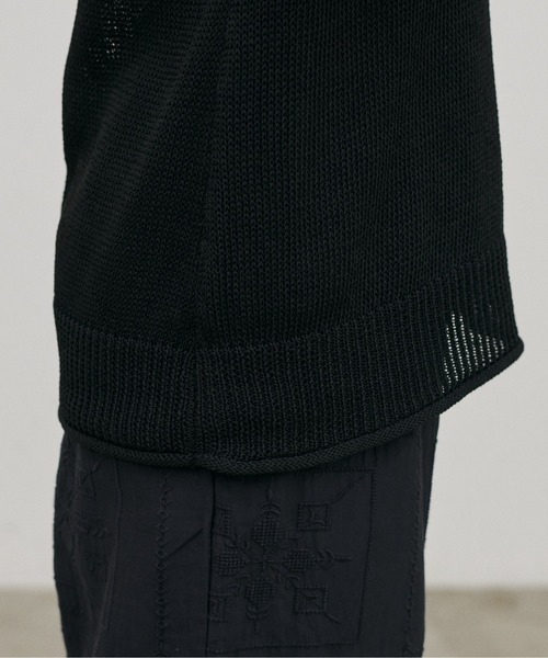 LARUTA（ラルータ）の「【LARUTA】［WEB限定］ドライタッチシアーVネックノースリ（ベスト・レディース・アイボリー/グレイッシュベージュ/ブラック/グレー・FREE）」の6枚目の写真