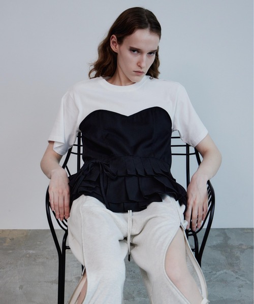 MAISON SPECIAL(メゾンスペシャル)の「Wrap Pleats Dock T-Shirt/ラッププリーツドッキングTシャツ(Tシャツ/カットソー・レディース・ブラック/グレー/モカ・FREE)」の4枚目の写真