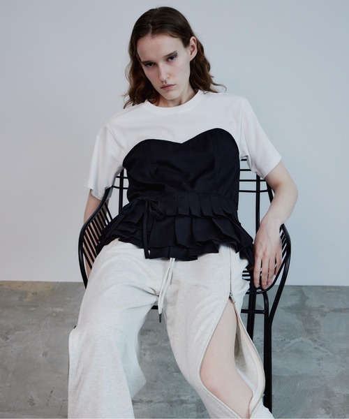 MAISON SPECIAL(メゾンスペシャル)の「Wrap Pleats Dock T-Shirt/ラッププリーツドッキングTシャツ(Tシャツ/カットソー・レディース・ブラック/グレー/モカ・FREE)」の5枚目の写真