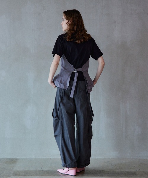 MAISON SPECIAL(メゾンスペシャル)の「Wrap Pleats Dock T-Shirt/ラッププリーツドッキングTシャツ(Tシャツ/カットソー・レディース・ブラック/グレー/モカ・FREE)」の21枚目の写真