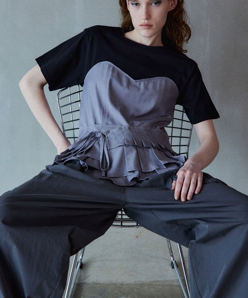 MAISON SPECIAL(メゾンスペシャル)の「Wrap Pleats Dock T-Shirt/ラッププリーツドッキングTシャツ(Tシャツ/カットソー・レディース・ブラック/グレー/モカ・FREE)」の19枚目の写真