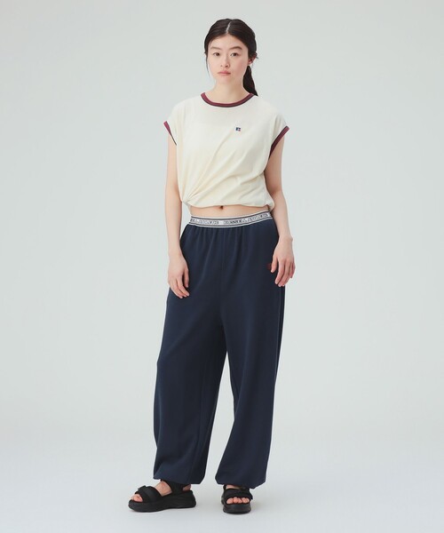 BEAMS HEART(ビームスハート)の「【EXCLUSIVE】RUSSELL ATHLETIC / ノースリーブ 配色 Tシャツ(Tシャツ/カットソー・レディース・ホワイト系その他5/ライトグレー・FREE)」の4枚目の写真
