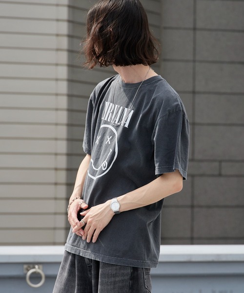 GOOD ROCK SPEED（グッドロックスピード）の「GOOD ROCK SPEED/グッドロックスピード NIRVANA Smile Art Graphic T-Shirt 丸胴クルーネックTシャツ バンドT メンズ レディース ユニセックス 秋 秋服 2026年秋冬（Tシャツ/カットソー・メンズ・チャコール・S/M/L/XL）」の13枚目の写真
