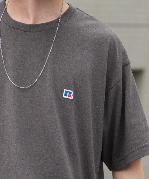 Russell Athletic(ラッセルアスレティック)の「RUSSELL ATHLETIC / ラッセルアスレティック Tri-Blend Jersey Solid T トリブレンド ジャージー ソリッド Tシャツ 半袖 胸元ロゴ ワンポイント 秋 秋服 2026年秋冬(Tシャツ/カットソー・メンズ・チャコールグレー/サックスブルー/ナチュラル・M/L/XL)」の10枚目の写真