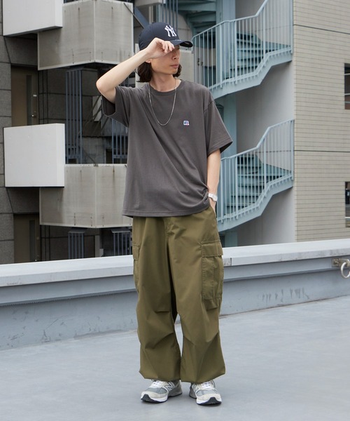 Russell Athletic(ラッセルアスレティック)の「RUSSELL ATHLETIC / ラッセルアスレティック Tri-Blend Jersey Solid T トリブレンド ジャージー ソリッド Tシャツ 半袖 胸元ロゴ ワンポイント 秋 秋服 2026年秋冬(Tシャツ/カットソー・メンズ・チャコールグレー/サックスブルー/ナチュラル・M/L/XL)」の17枚目の写真
