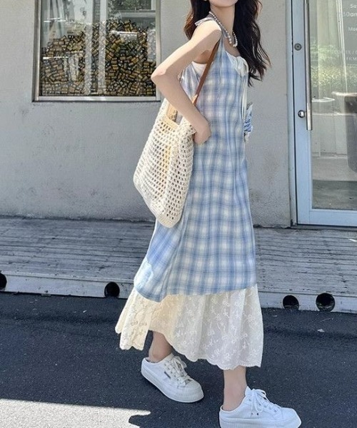 LUCPY(ラクピー)の「ギンガムチェックレイヤードキャミワンピース(ワンピース・レディース・レッド/ブルー・X-LARGE/LARGE/MEDIUM/SMALL)」の7枚目の写真