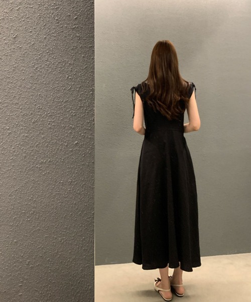 2ly2(トゥーリートゥー)の「肩リボンが可愛い♪Vネックフレンチスリーブロングワンピース(ワンピース・レディース・ブラック/ホワイト/ベージュ・FREE)」の22枚目の写真