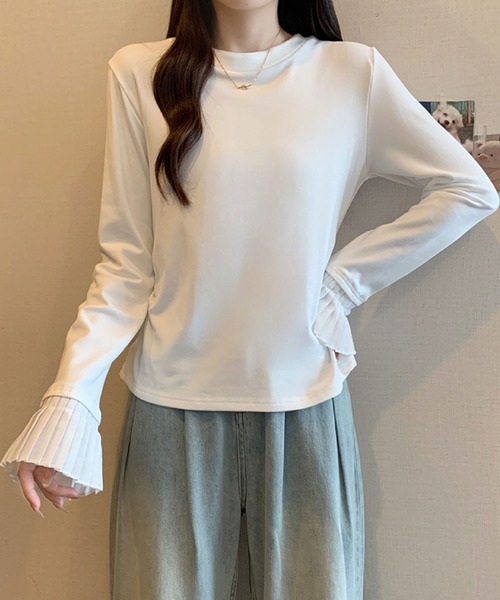 2ly2(トゥーリートゥー)の「プリーツスリーブデザイン 長袖トップス / フェミニン 袖プリーツカットソー(Tシャツ/カットソー・レディース・グレー/ブラック/ホワイト・FREE)」の22枚目の写真
