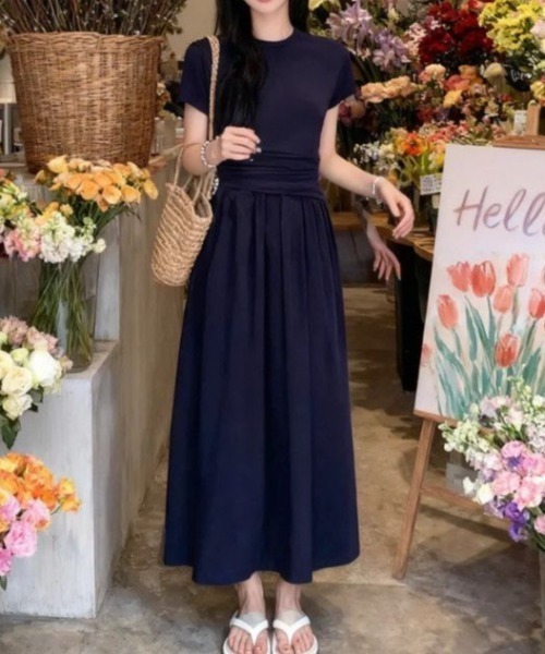 AMAJI(アマジ)の「クルーネック Aライン 半袖ロングワンピース(ワンピース・レディース・ネイビー・SMALL/MEDIUM/LARGE/X-LARGE)」の3枚目の写真