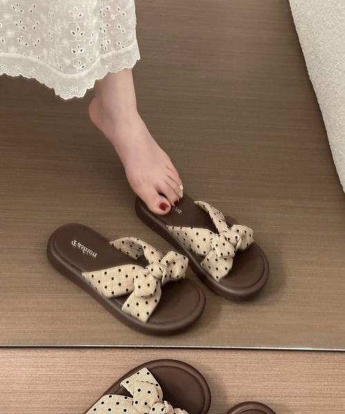 Miniministore(ミニミニストア)の「ドット柄リボン厚底サンダル大人可愛い夏靴(サンダル・レディース・ベージュ/ブラウン・24.0cm/23.5cm/23.0cm/22.5cm/24.5cm)」の7枚目の写真