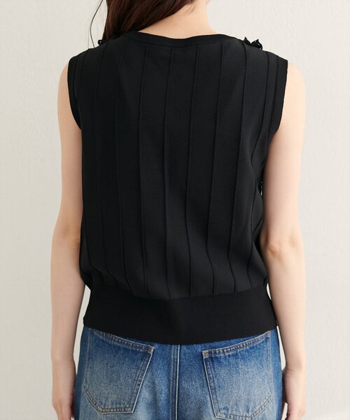 natural couture（ナチュラルクチュール）の「レースデザインノースリニットTOPS（ニット/セーター・レディース・オフホワイト/ブラウン/ブラック・FREE）」の15枚目の写真