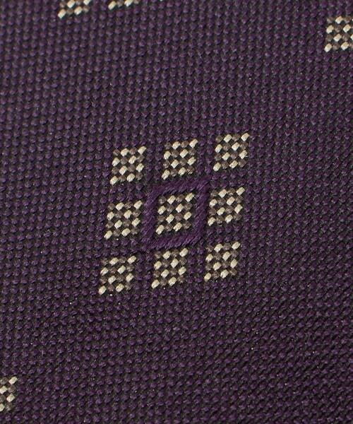 UNITED ARROWS(ユナイテッドアローズ)の「スクエア ジャガード ネクタイ(ネクタイ・メンズ・パープル・FREE)」の4枚目の写真