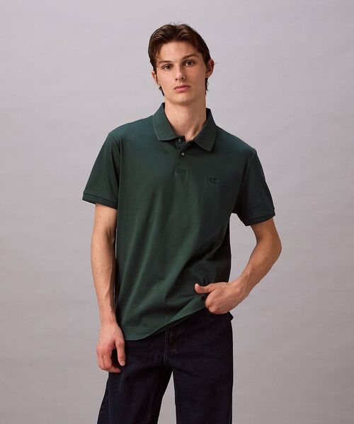 Calvin Klein(カルバン・クライン)の「ポロシャツ - ショートスリーブクラシックポロシャツ(Tシャツ/カットソー・メンズ・ブラック/オリーブ・XL/S/L/M)」の4枚目の写真