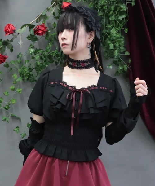 NIBBLE POISON(ニブルポイズン)の「チョーカー付シャーリングブラウス(シャツ/ブラウス・レディース・ワイン/ブラック・MEDIUM)」の19枚目の写真