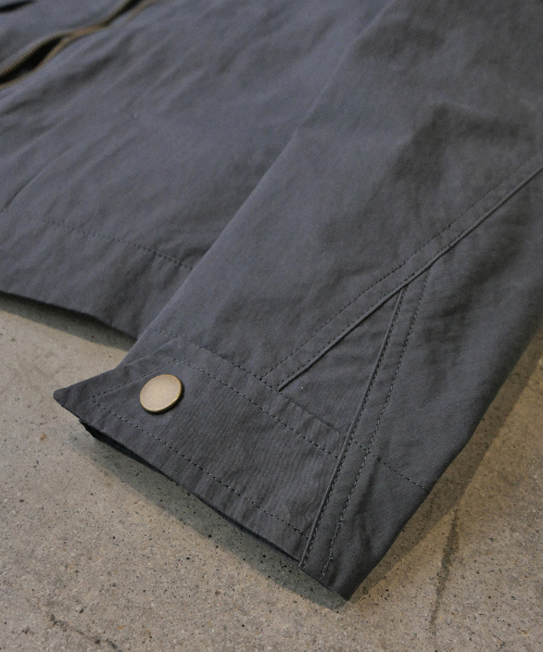SLOWACID（スローアシッド）の「TYPE-2 コンパクトジャケット [チャコール]（ブルゾン・レディース・その他・SMALL/MEDIUM/LARGE）」の7枚目の写真