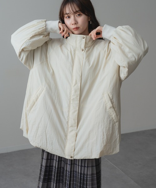 refinedworks(リファインドワークス)の「【refinedworks】軽くて暖かい! 中綿 バルーン ブルゾン(その他アウター・レディース・ブラック/ブラウン/アイボリー・FREE)」の6枚目の写真