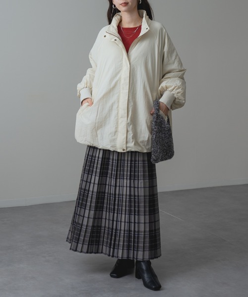 refinedworks(リファインドワークス)の「【refinedworks】軽くて暖かい! 中綿 バルーン ブルゾン(その他アウター・レディース・ブラック/ブラウン/アイボリー・FREE)」の19枚目の写真