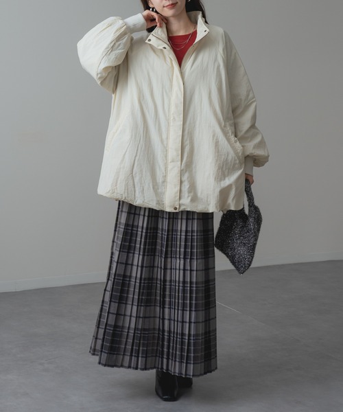 refinedworks(リファインドワークス)の「【refinedworks】軽くて暖かい! 中綿 バルーン ブルゾン(その他アウター・レディース・ブラック/ブラウン/アイボリー・FREE)」の20枚目の写真
