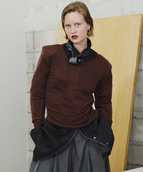 MAISON SPECIAL(メゾンスペシャル)の「Shoulder Pad Sheer Knit Top/ショルダーパッドシアーニットトップ(ニット/セーター・レディース・ブルー/グレー/ピンク/ブラック/ブラウン・FREE)」の16枚目の写真