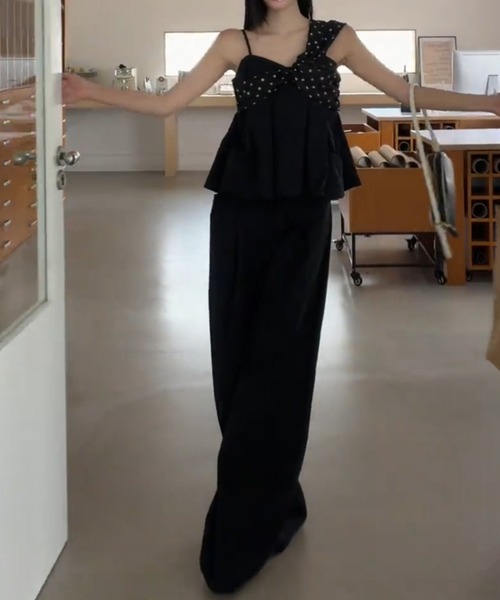 FAVORITO(ファヴォリート)の「キャミソールパンツセットアップ(セットアップ・レディース・ブラック/グレー・XL/L/M/S)」の6枚目の写真