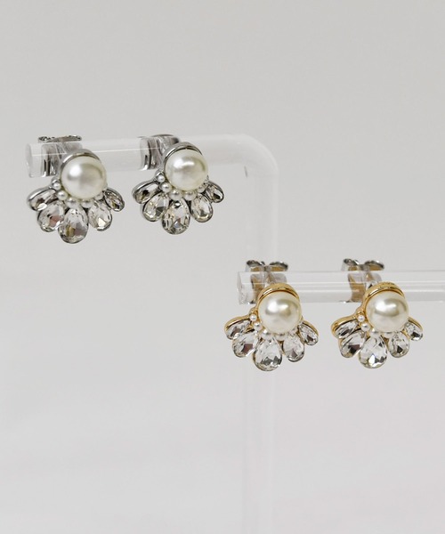 LA MUe（ラミュー）の「【LA MUE】ニッケルフリー ストーン×パール ピアス（ピアス（両耳用）・レディース・シルバー/ゴールド・FREE）」の8枚目の写真