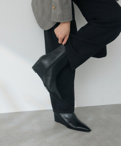 RIVE DROITE(リヴドロワ)の「【3サイズ展開】ウエッジショートブーツ(ブーツ・レディース・ブラック/ベージュ・SMALL/MEDIUM/LARGE)」の22枚目の写真