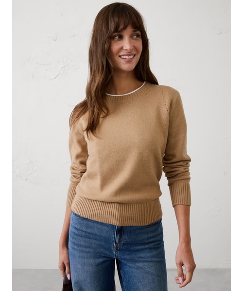 BANANA REPUBLIC FACTORY STORE(バナナリパブリック ファクトリーストア)の「BANANA REPUBLIC FACTORY STORE Perfectly Soft クルーネックセーター(ニット/セーター・レディース・グリーン系その他/ピンク系その他/チャコールグレー/ホワイト/ブルー/キャメル・XS/S/M/L)」の1枚目の写真