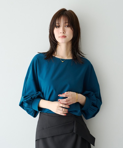 YECCA VECCA(イェッカヴェッカ)の「2wayボリューム袖ブラウス(シャツ/ブラウス・レディース・ダークグリーン/レッド/ストライプ/チャコールグレー・FREE)」の3枚目の写真