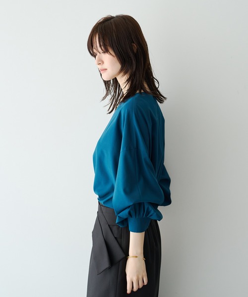 YECCA VECCA(イェッカヴェッカ)の「2wayボリューム袖ブラウス(シャツ/ブラウス・レディース・ダークグリーン/レッド/ストライプ/チャコールグレー・FREE)」の5枚目の写真