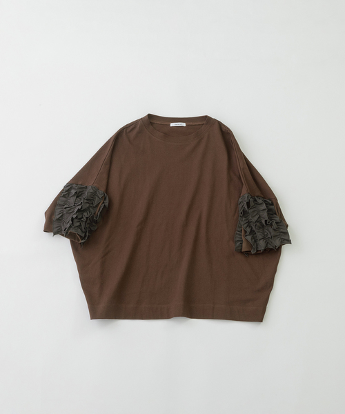 nop de nod(ノップドゥノッド)の「USコットンフリル5分袖Tシャツ(Tシャツ/カットソー・レディース・ブラウン/ブラック/オフホワイト/ダークブルー・M)」の16枚目の写真