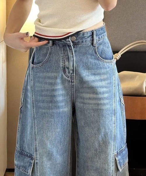 mebole(メボレ)の「cargo denim pants(デニムパンツ・レディース・ブルー・MEDIUM/LARGE)」の3枚目の写真