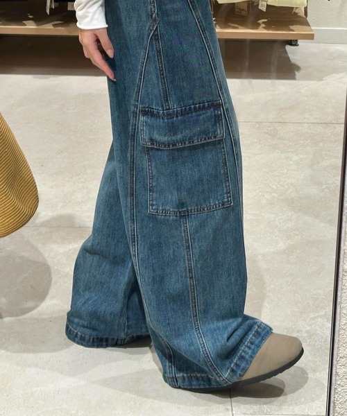 mebole(メボレ)の「cargo denim pants(デニムパンツ・レディース・ブルー・MEDIUM/LARGE)」の10枚目の写真